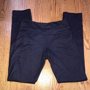 🍋Lululemon🍋 dark purple leggings size 2